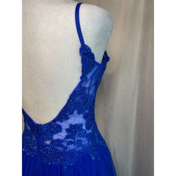 La Femme Royal Blue Lace Bodice Gown 488$ - Size 10 - Picture 5 of 10